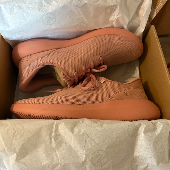 NIB - Kizik Madrid Eco-Knit slip-on shoes - SZ 8.5 - Picture 16 of 17